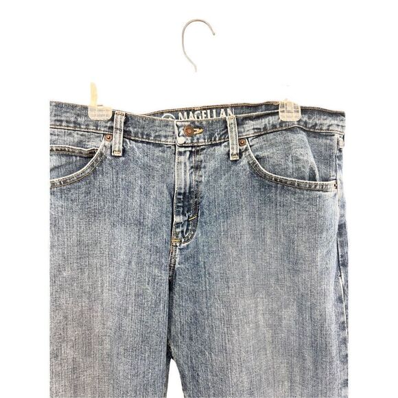 Magellan   - Picture 3 of 14